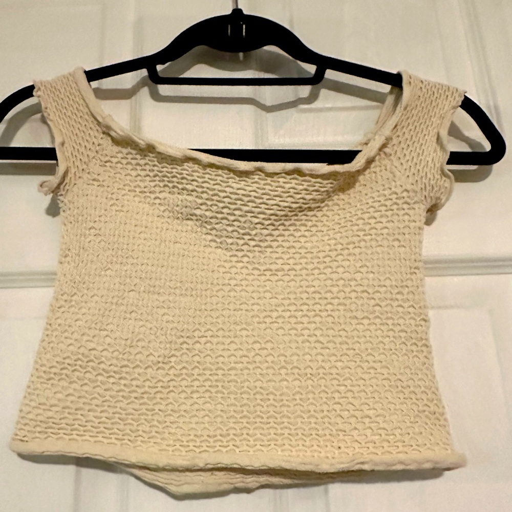Stretchy Cream Crop Top
